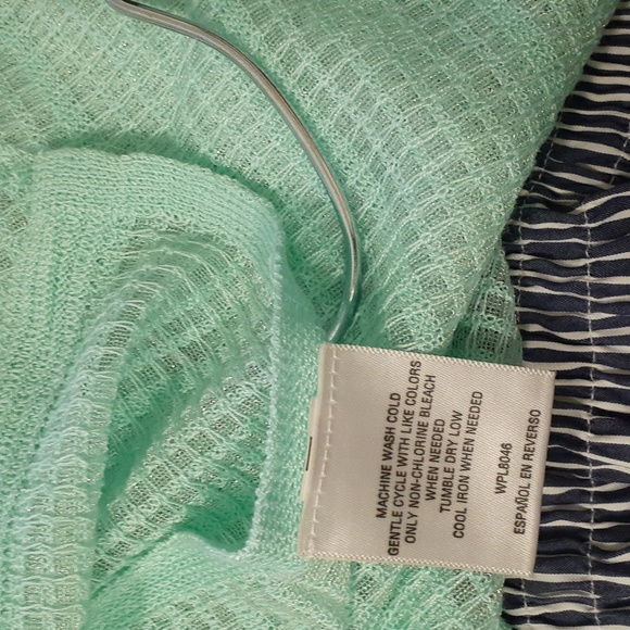 Top - Picture 3 of 3